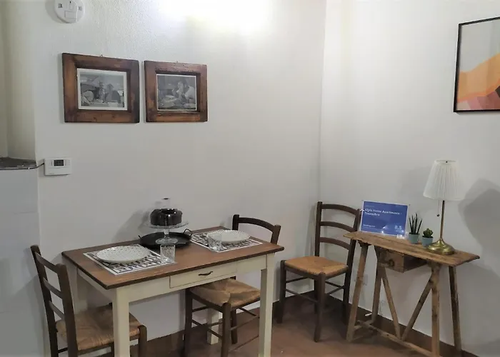 Stranamore Trastevere Апартаменты Рим
